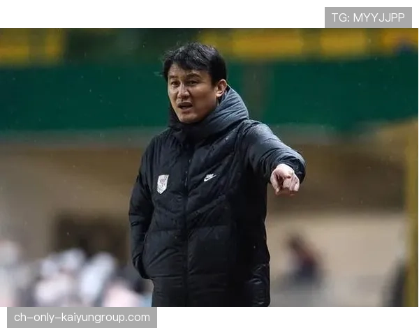 冠军球队球员参与城市公共事务:用行动彰显社会责任之光 冠军球队球员参与城市公共事务:用行动彰显社会责任之光